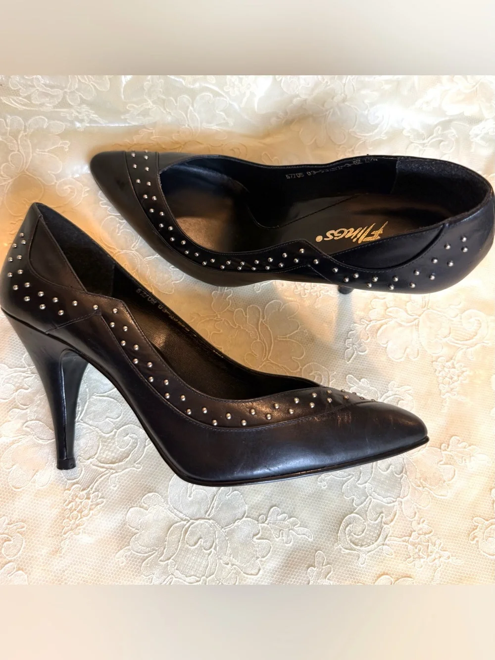 Black Studded Pointed-Toe Women's Vintage Pumps Flings by Kinney